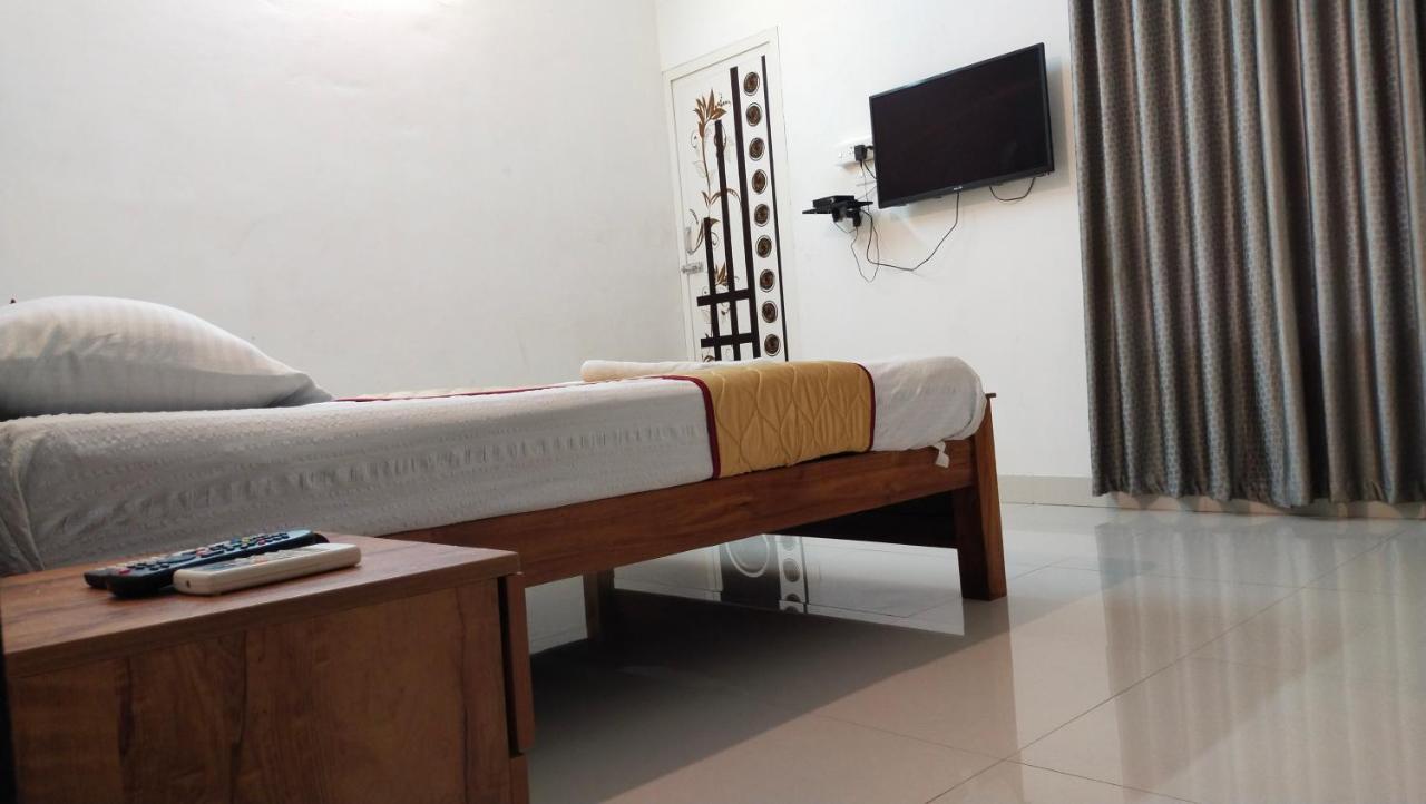 Ripples Service Villas Коллам Экстерьер фото