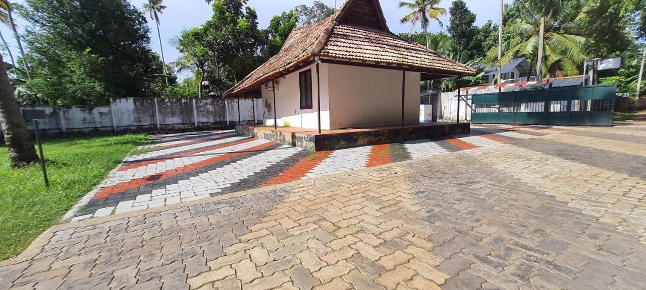 Ripples Service Villas Коллам Экстерьер фото